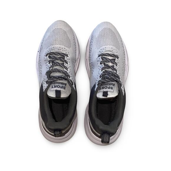 Lightweight Trainers - Picture 7 of 8